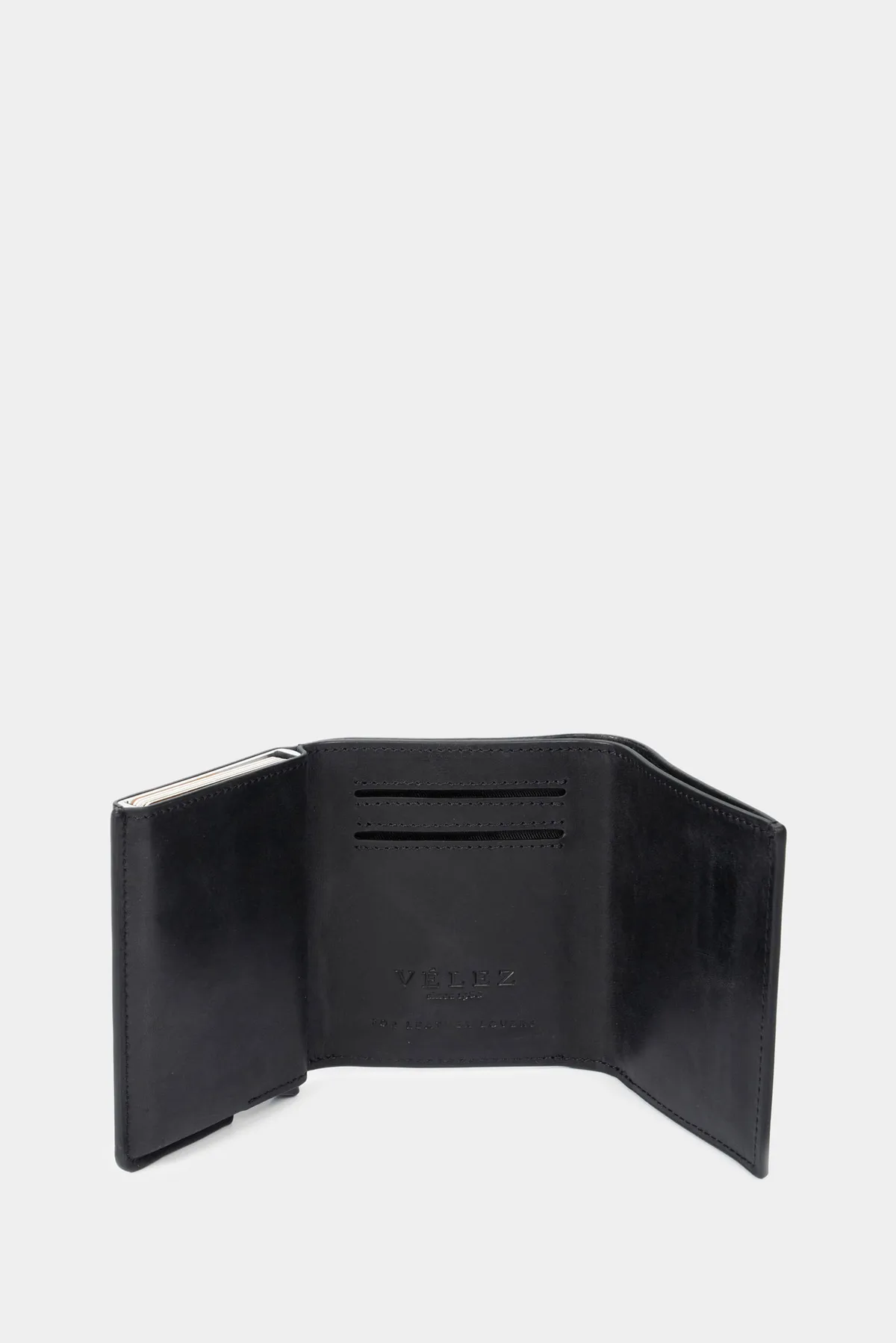 Porta documentos de cuero tecnológico