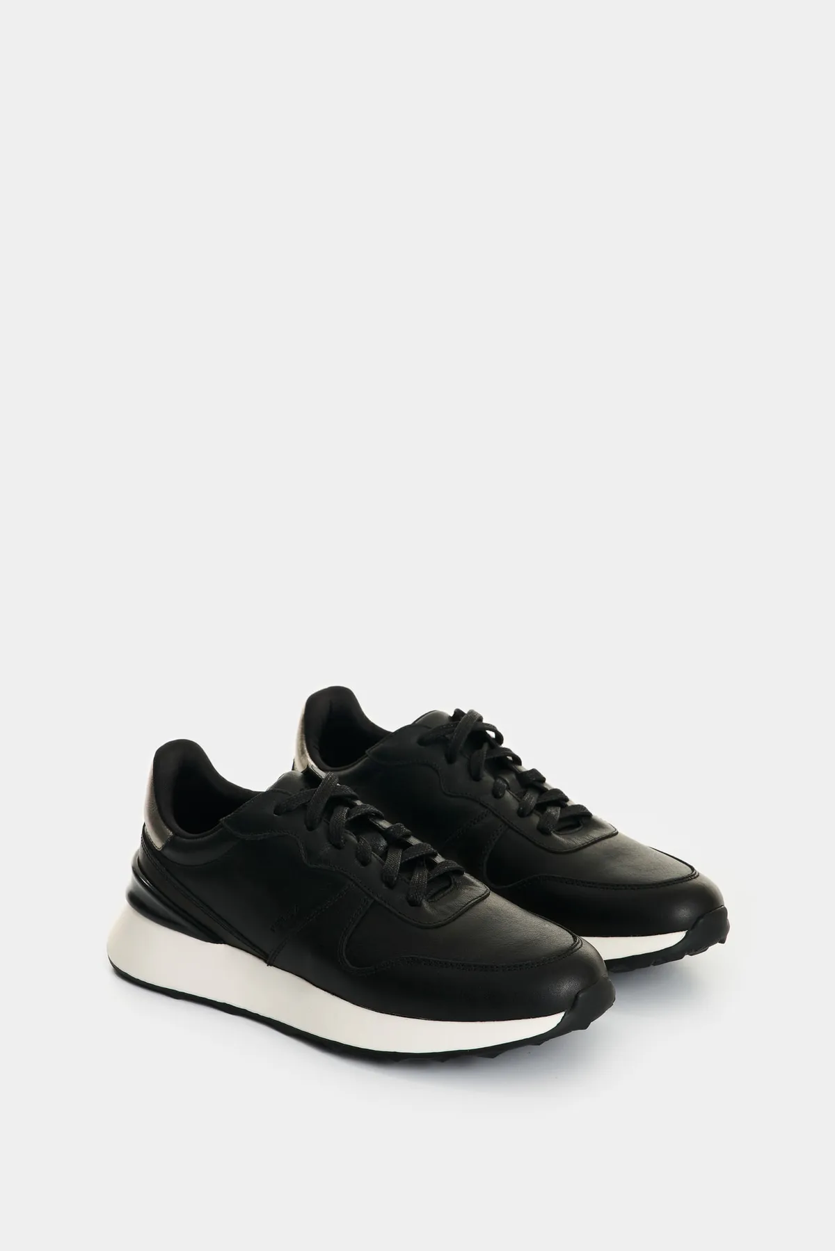 Tenis de cuero y folia para mujer Cooper